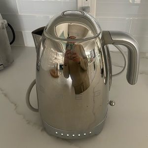 Smeg variable temp tea kettle chrome